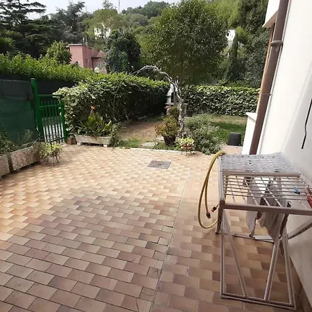 A Con Giardino Διαμέρισμα